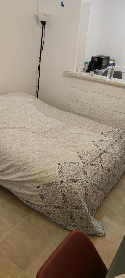 Appartement F2 tout confort proche centre ville avec parking Montluçon Extérieur photo